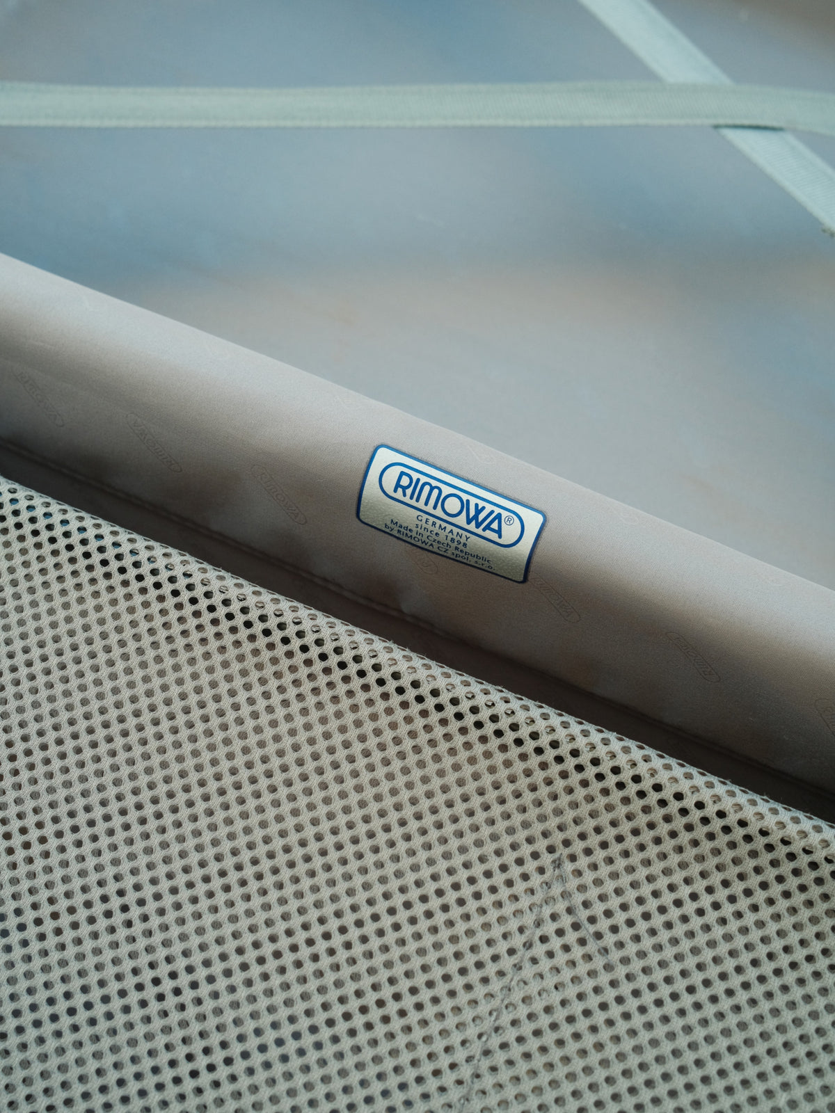 Rimowa 'Salsa' Check-in Luggage - 60L