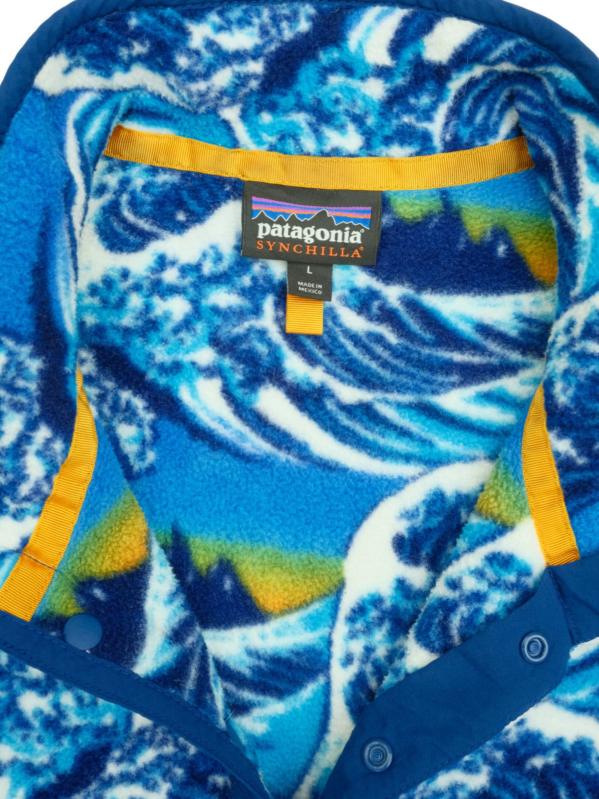 2016 Patagonia Synchilla Snap-T - Fitz Roy Hokusai Wave (L)